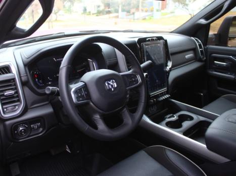 RAM 2500 6.7 I6 24V SLT CABINE DUPLA TURBO DIESEL NIGHT EDITION 4X4 AUTOM�TICO, Foto 15