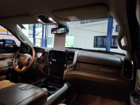 RAM 3500 6.7 I6 LARAMIE CABINE DUPLA TURBO DIESEL AUTOM�TICO, Foto 7