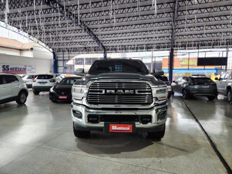 RAM 3500 6.7 I6 LARAMIE CABINE DUPLA TURBO DIESEL AUTOM�TICO, Foto 2
