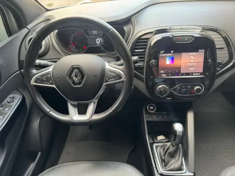 RENAULT Captur 1.3 16V 4P FLEX TCE INTENSE TURBO X-TRONIC AUTOMÁTICO CVT, Foto 7 RENAULT Captur 1.3 16V 4P FLEX TCE INTENSE TURBO X-TRONIC AUTOMÁTICO CVT, Foto 7