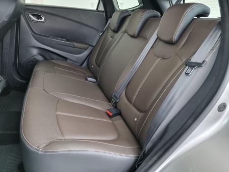 RENAULT Captur 1.3 16V 4P FLEX TCE ICONIC TURBO X-TRONIC AUTOMTICO CVT, Foto 3