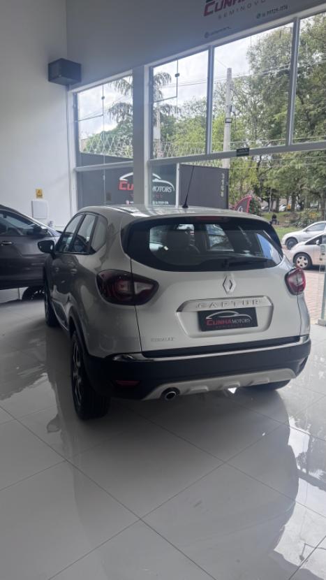 RENAULT Captur 1.3 16V 4P FLEX TCE INTENSE TURBO X-TRONIC AUTOMTICO CVT, Foto 7