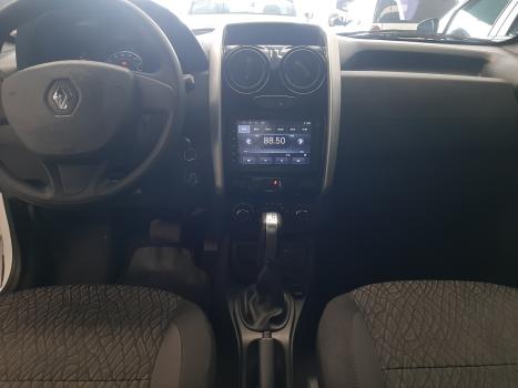 RENAULT Duster 1.6 16V 4P FLEX SCE AUTHENTIQUE X-TRONIC AUTOM�TICO, Foto 2