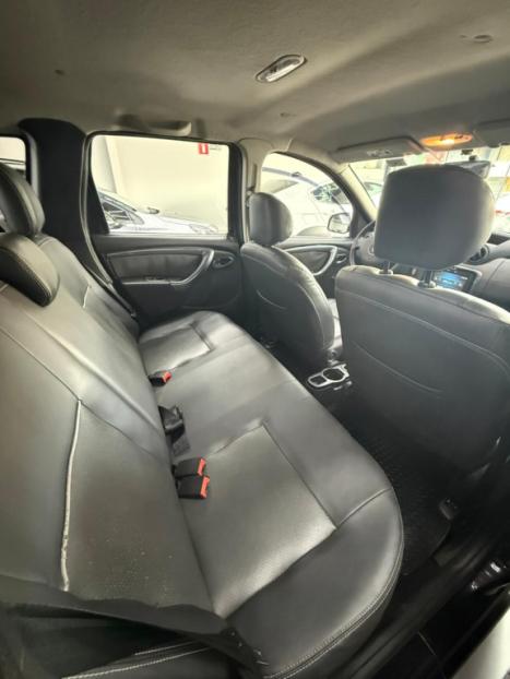 RENAULT Duster 2.0 16V 4P FLEX DYNAMIQUE AUTOM�TICO, Foto 7