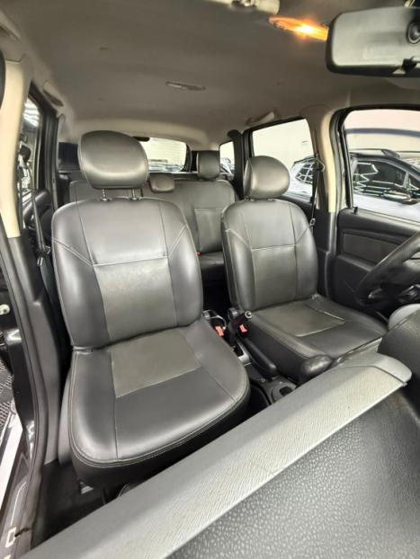 RENAULT Duster 2.0 16V 4P FLEX DYNAMIQUE AUTOM�TICO, Foto 10
