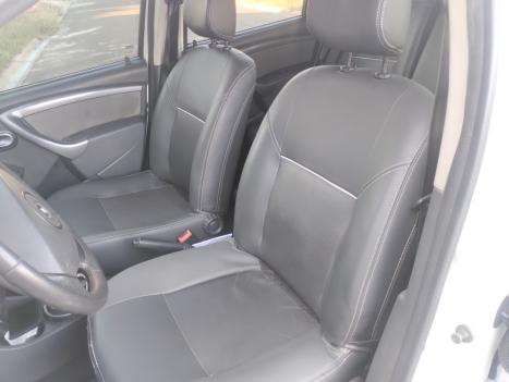 RENAULT Duster 2.0 16V 4P FLEX DYNAMIQUE AUTOM�TICO, Foto 2