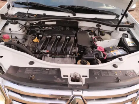 RENAULT Duster 2.0 16V 4P FLEX DYNAMIQUE AUTOM�TICO, Foto 5