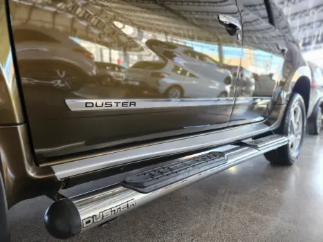 RENAULT Duster 2.0 16V 4P FLEX DYNAMIQUE AUTOM�TICO, Foto 8