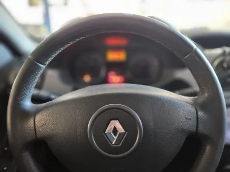 RENAULT Duster 2.0 16V 4P FLEX DYNAMIQUE AUTOM�TICO, Foto 10