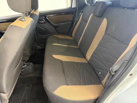 RENAULT Duster , Foto 3