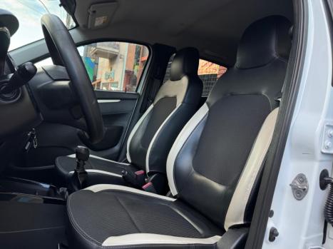 RENAULT Kwid 1.0 12V 4P SCE FLEX INTENSE, Foto 20