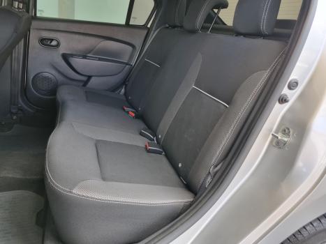 RENAULT Logan 1.0 12V 4P FLEX SCE ZEN, Foto 3