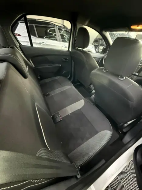 RENAULT Logan 1.0 12V 4P FLEX SCE ZEN, Foto 7