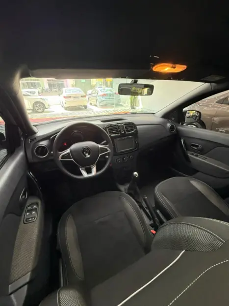 RENAULT Logan 1.0 12V 4P FLEX SCE ZEN, Foto 9