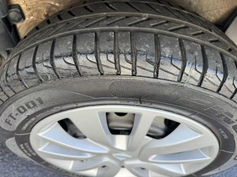 RENAULT Logan 1.6 4P  EXPRESSION, Foto 8