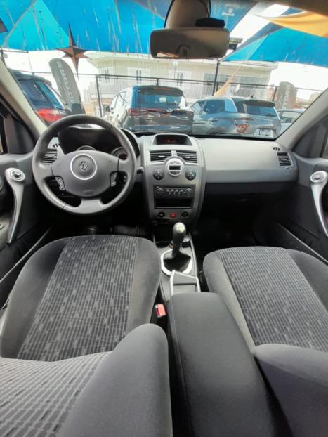 RENAULT Megane Grand Tour 1.6 16V 4P FLEX DYNAMIQUE, Foto 5