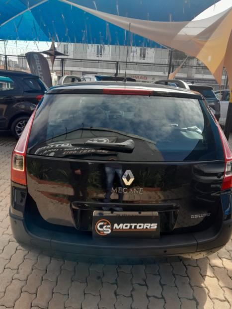 RENAULT Megane Grand Tour 1.6 16V 4P FLEX DYNAMIQUE, Foto 6