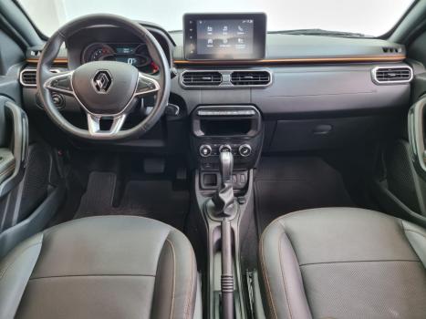 RENAULT Oroch 1.3 16V 4P OUTSIDER TURBO TCe AUTOMTICO CVT, Foto 2