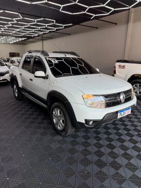 RENAULT Oroch 1.6 16V 4P FLEX EXPRESSION, Foto 3