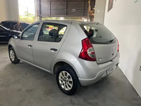 RENAULT Sandero 1.0 16V 4P FLEX AUTHENTIQUE, Foto 3