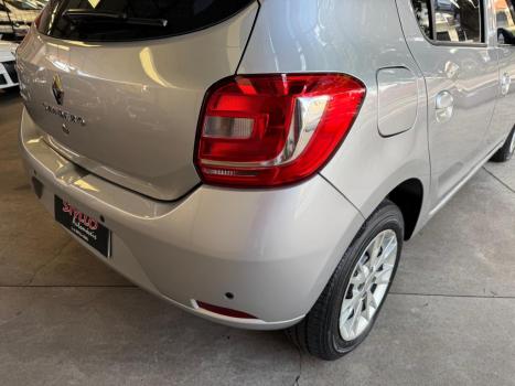 RENAULT Sandero 1.0 16V 4P FLEX EXPRESSION, Foto 6