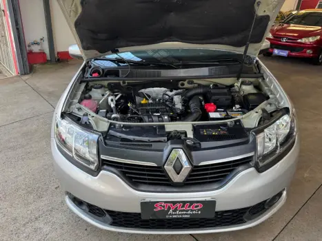 RENAULT Sandero 1.0 16V 4P FLEX EXPRESSION, Foto 18