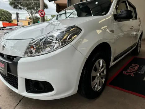 RENAULT Sandero 1.0 4P FLEX AUTHENTIQUE, Foto 3