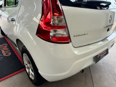 RENAULT Sandero 1.0 4P FLEX AUTHENTIQUE, Foto 11