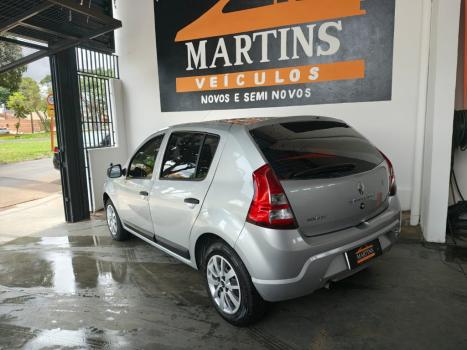 RENAULT Sandero 1.6 16V 4P FLEX SCE EXPRESSION, Foto 10