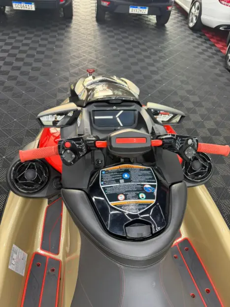 SEA DOO RXP-X 325 , Foto 4