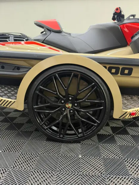 SEA DOO RXP-X 325 , Foto 5