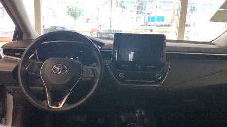 TOYOTA Corolla 2.0 16V 4P FLEX XEI DIRECT SHIFT AUTOM�TICO CVT, Foto 8