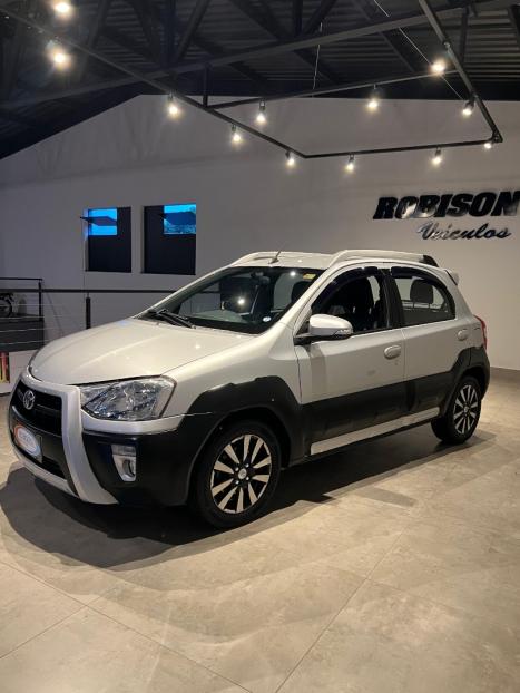 TOYOTA Etios Cross 1.5 16V 4P FLEX AUTOM�TICO, Foto 1