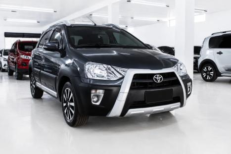 TOYOTA Etios Cross 1.5 16V 4P, Foto 3