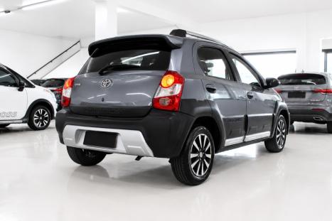 TOYOTA Etios Cross 1.5 16V 4P, Foto 6