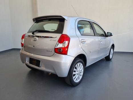 TOYOTA Etios Hatch 1.5 16V 4P FLEX XLS, Foto 6