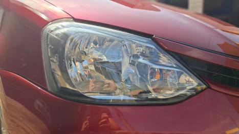 TOYOTA Etios Hatch 1.3 16V 4P FLEX X, Foto 3