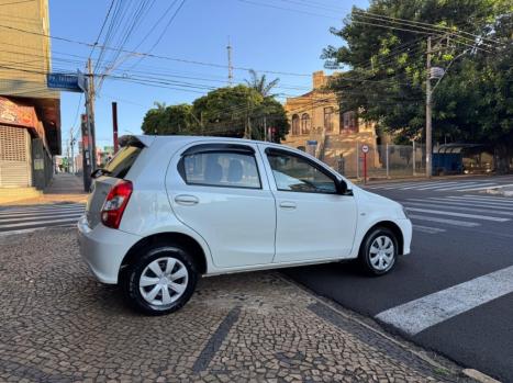 TOYOTA Etios Hatch 1.3 16V 4P FLEX X, Foto 7