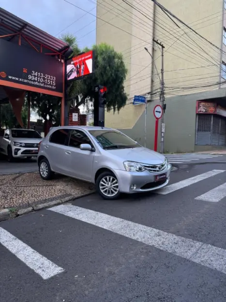TOYOTA Etios Hatch 1.5 16V 4P FLEX XLS, Foto 1