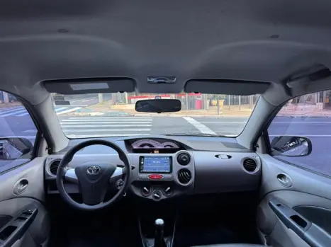 TOYOTA Etios Hatch 1.5 16V 4P FLEX XLS, Foto 8