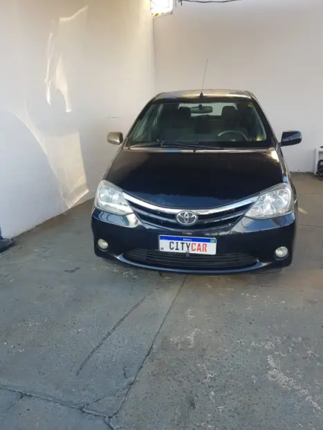 TOYOTA Etios Hatch 1.5 16V 4P FLEX XLS, Foto 3