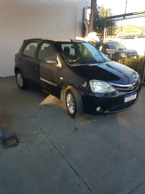 TOYOTA Etios Hatch 1.5 16V 4P FLEX XLS, Foto 6