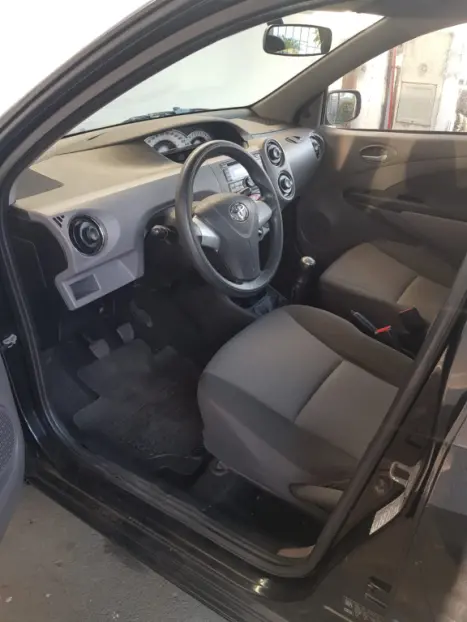 TOYOTA Etios Hatch 1.5 16V 4P FLEX XLS, Foto 10