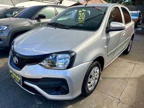 TOYOTA Etios Hatch 1.3 16V 4P FLEX X AUTOM�TICO, Foto 2