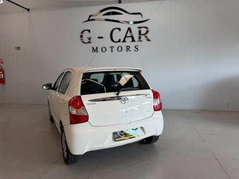 TOYOTA Etios Hatch 1.3 16V 4P FLEX X, Foto 7