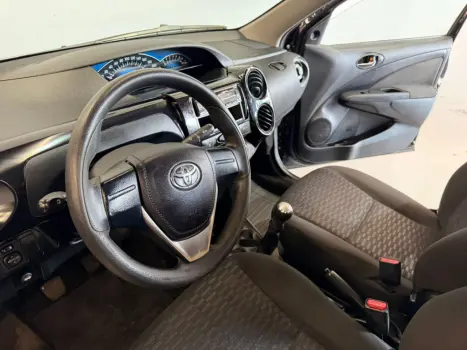 TOYOTA Etios Sedan 1.5 16V 4P FLEX X, Foto 9