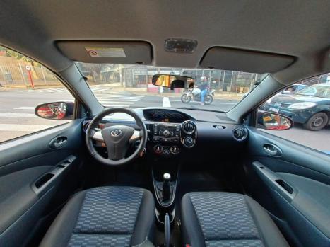 TOYOTA Etios Sedan 1.5 16V 4P FLEX XS AUTOMÁTICO, Foto 2