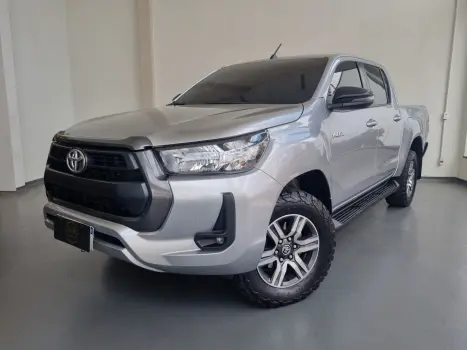 TOYOTA Hilux Caminhonete 2.8 16V 4P SR 4X4 DIESEL CABINE DUPLA AUTOMTICO, Foto 1
