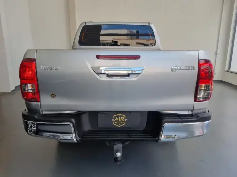 TOYOTA Hilux Caminhonete 2.8 16V 4P SR 4X4 DIESEL CABINE DUPLA AUTOM�TICO, Foto 7