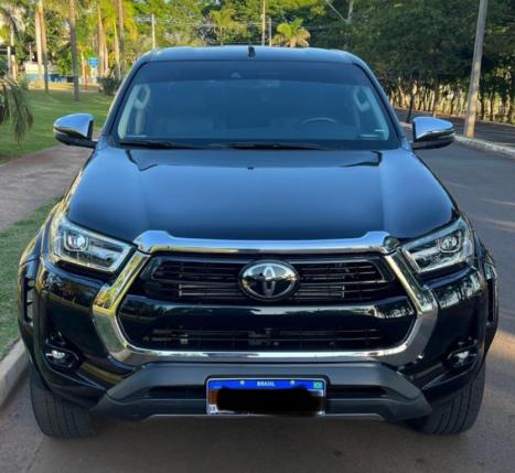 TOYOTA Hilux Caminhonete 2.8 16V SRX PLUS 4X4 TURBO DIESEL CABINE DUPLA AUTOM�TICO, Foto 3